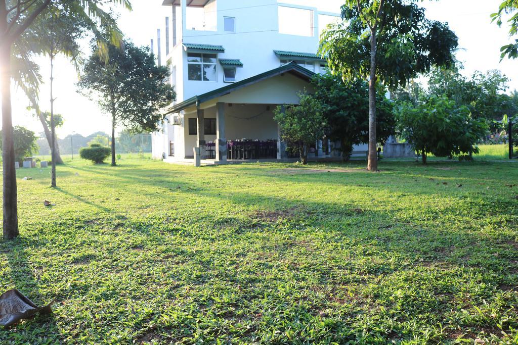 Manel Guest House Polonnaruwa Exterior photo